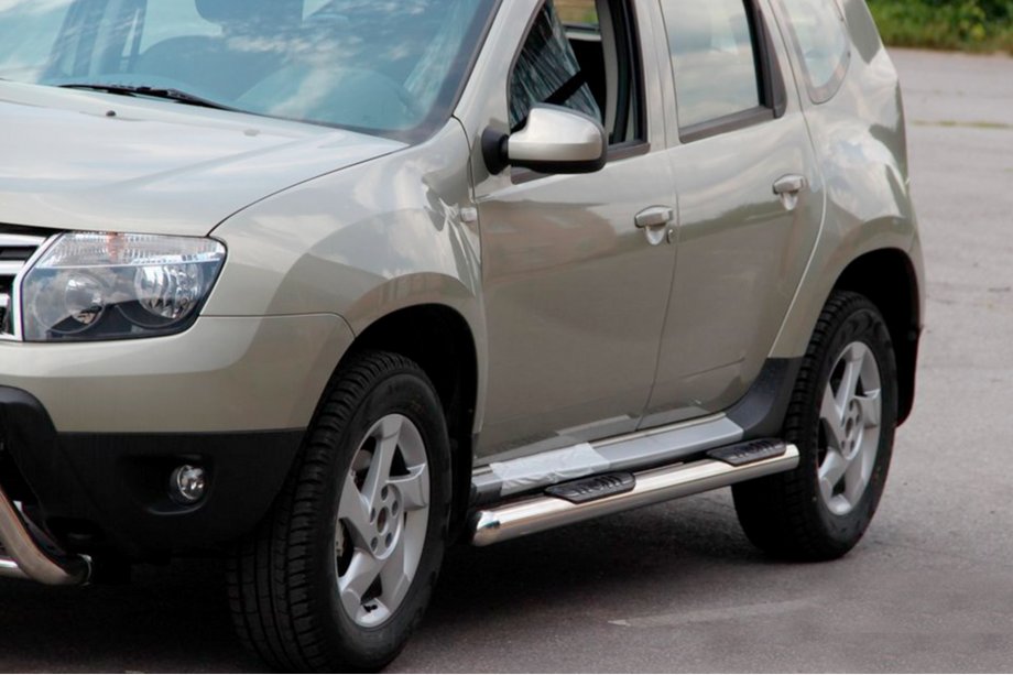 Renault Duster 2008–2017 Sidebars met instapplaten (2 stuks, RVS) Foto 5