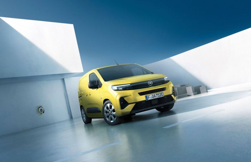 Review van de elektrische bestelwagen Opel Combo Cargo Electric