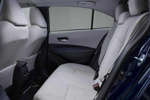 Toyota Corolla: specificaties, uitvoeringen en design Foto 6