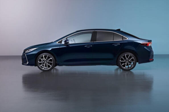 Toyota Corolla: specificaties, uitvoeringen en design Foto 4