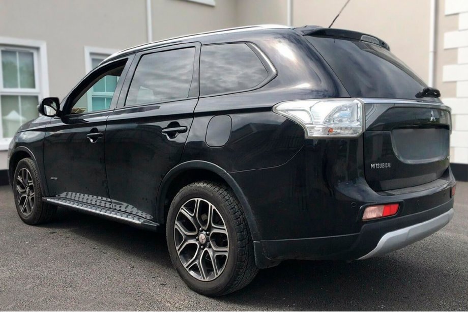 Mitsubishi Outlander 2012–2021 Side steps OEM V1 (2 stuks, aluminium) Foto 13