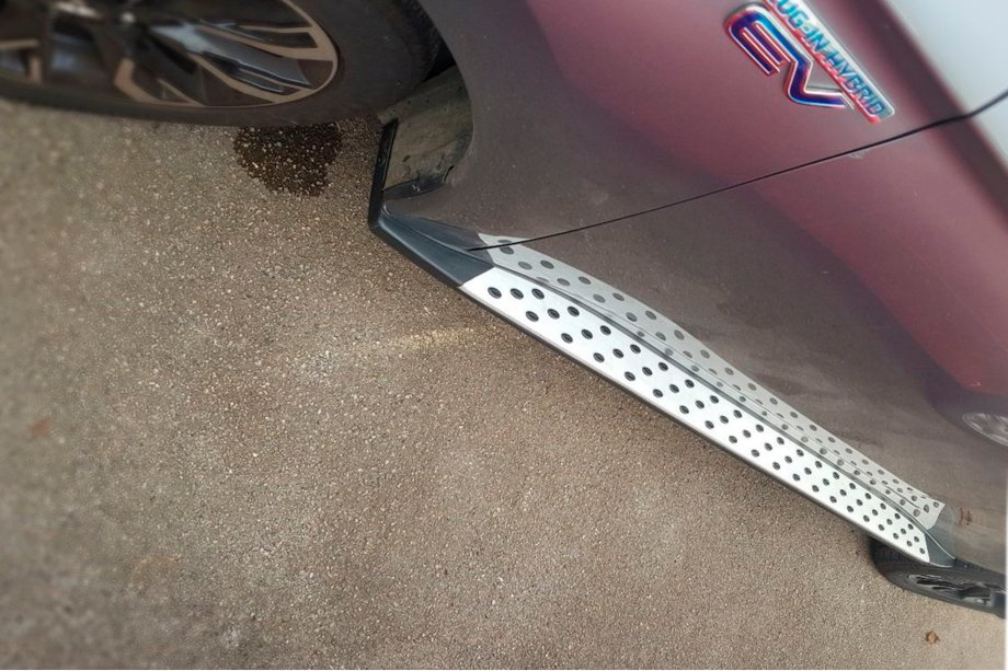 Mitsubishi Outlander 2012–2021 Side steps OEM V1 (2 stuks, aluminium) Foto 10