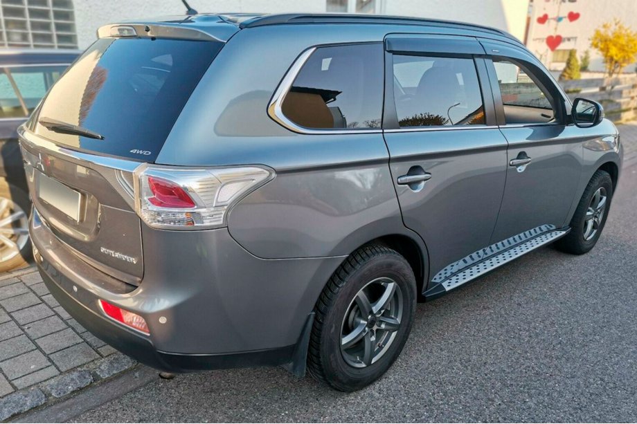 Mitsubishi Outlander 2012–2021 Side steps OEM V1 (2 stuks, aluminium) Foto 3