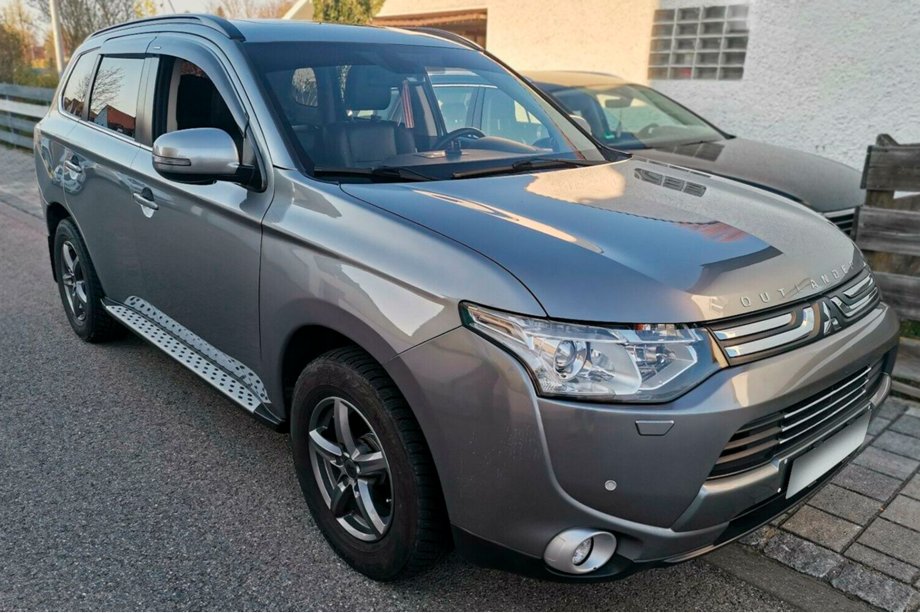 Mitsubishi Outlander 2012–2021 Side steps OEM V1 (2 stuks, aluminium) Foto 2