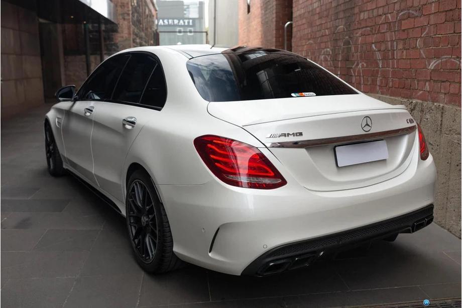 Mercedes C-klasse W205 2014–2021 Achterbumper voor diffuser (AMG C63-designs 2014-2021) Foto 1