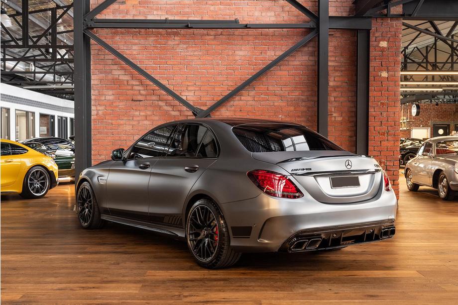 Mercedes C-klasse W205 2014–2021 Achterdiffuser met uitlaatsierstukken Silver (C63 design 2018-2021) Image