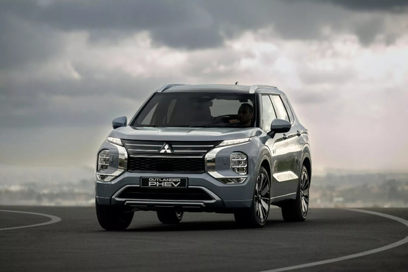 Mitsubishi Outlander PHEV 2024 review: hybride voor lange ritten