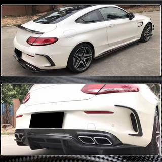 Carbon achterbumper afdeklijsten (voor Coupé/Cabriolet C63 AMG 2015-2019) foto 3