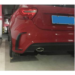 Carbon achterbumper sierlijsten (voor A45 AMG HB 2013-2015) foto 3