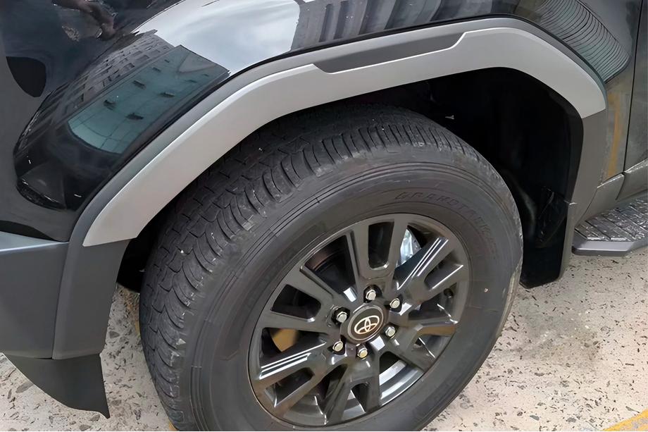 Toyota Land Cruiser Prado 250 2023– Wielkastlijsten Image