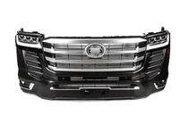 Toyota Land Cruiser 200 2007–2021 Restylingkit voor LC 300 High-Line (standaard set) foto 3