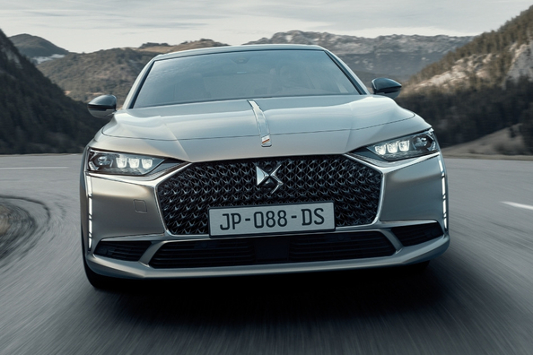 Review DS 9: luxe en technologie in een premium sedan
