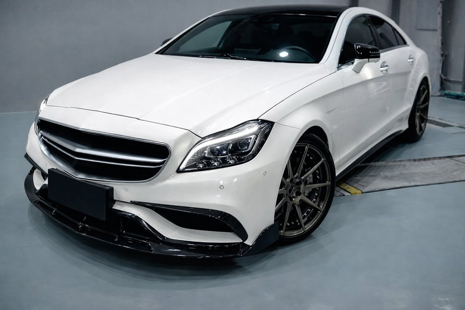 Mercedes CLS C218 2011–2018 Voorbumper lip spoiler Lip V2 (voor CLS63 AMG SD 2015-2018, carbon) Foto 3