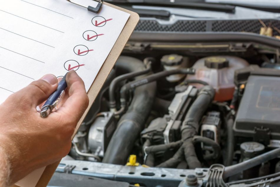 Wat moet je vervangen bij aankoop van een tweedehands auto?