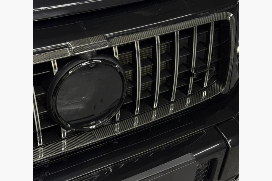 Mercedes G-Klasse W463 2018–2024 Radiatorgrill omlijsting (Carbon) Image