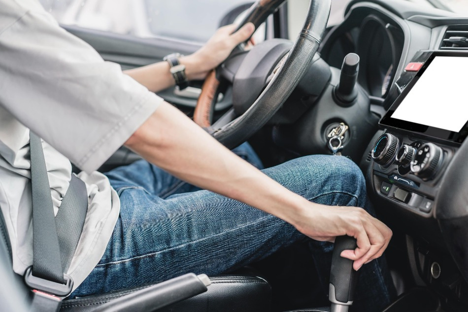 Hoe beïnvloedt je rijstijl het brandstofverbruik van je auto?