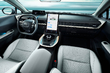 Review van de elektrische sedan Toyota bZ3 foto 5
