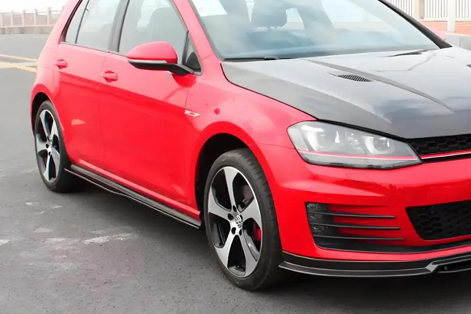 Volkswagen Golf 7/E-Golf 2012–2020 Sideskirts (voor GTI HB 2012-2017, carbon) Foto 1
