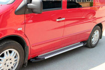 Mercedes Vito W638 1996–2003 Zijsteps Line (2 stuks, aluminium) foto 3