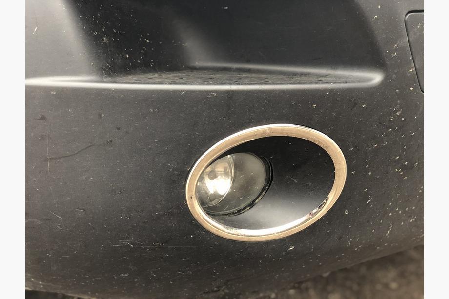 Renault Master 2011–2023 RVS chroom sierlijsten voor mistlampen (set 2 stuks) Image