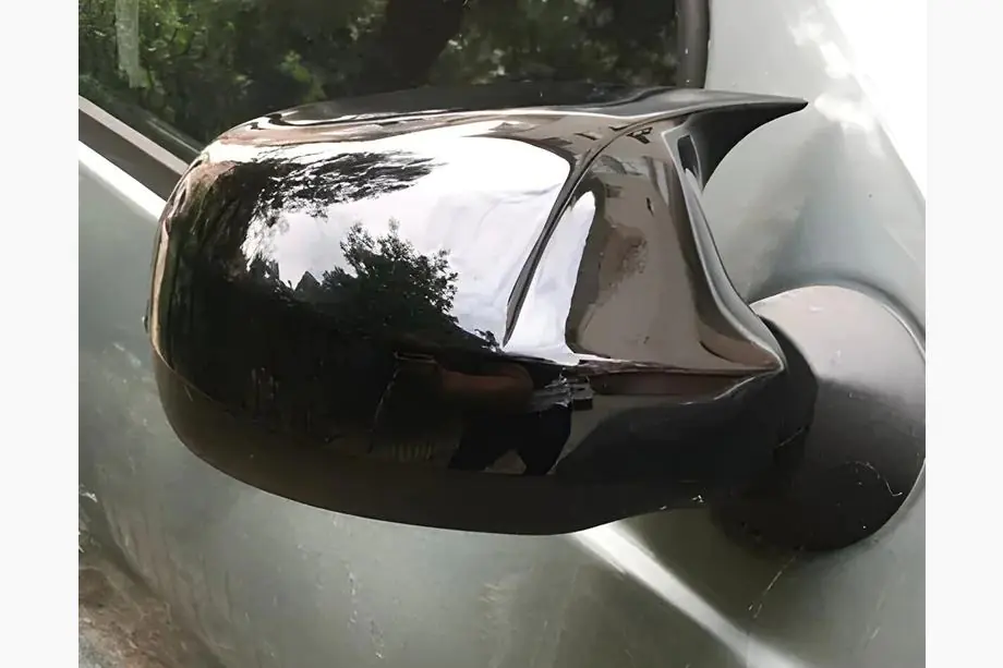 Dacia Sandero 2013–2020 Spiegelkappen BMW-Style (2 stuks) Image