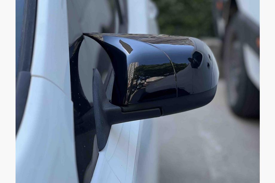 Nissan Leaf 2010–2017 Spiegelkappen BMW-Style V1 (2 stuks) Image