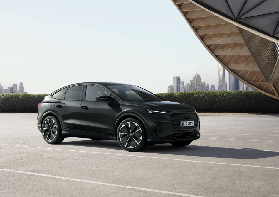 Audi Q4 Sportback e-tron: Elektrische elegantie en praktisch gemak