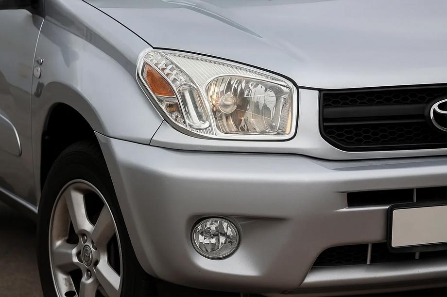 Toyota Rav 4 2001–2005 Koplampranden (2 stuks, kunststof) 2003-2006 Image