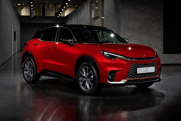 Review Lexus LBX 2025: compacte crossover met premium accent Foto 3