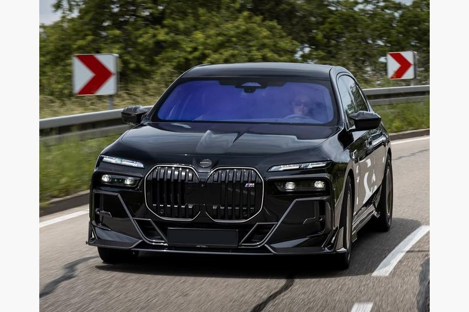 BMW 7 Serie G70/G71 2022– MNSR-Style Carbon bodykit Image