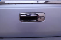 Volkswagen Caddy 2004–2010 RVS afdekking voor kofferklephandgreep OmsaLine - Italiaans roestvrij staal foto 1