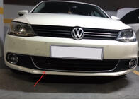Volkswagen Jetta 2011–2018 RVS chroomstrip voor voorbumper U 2011-2014 foto 1
