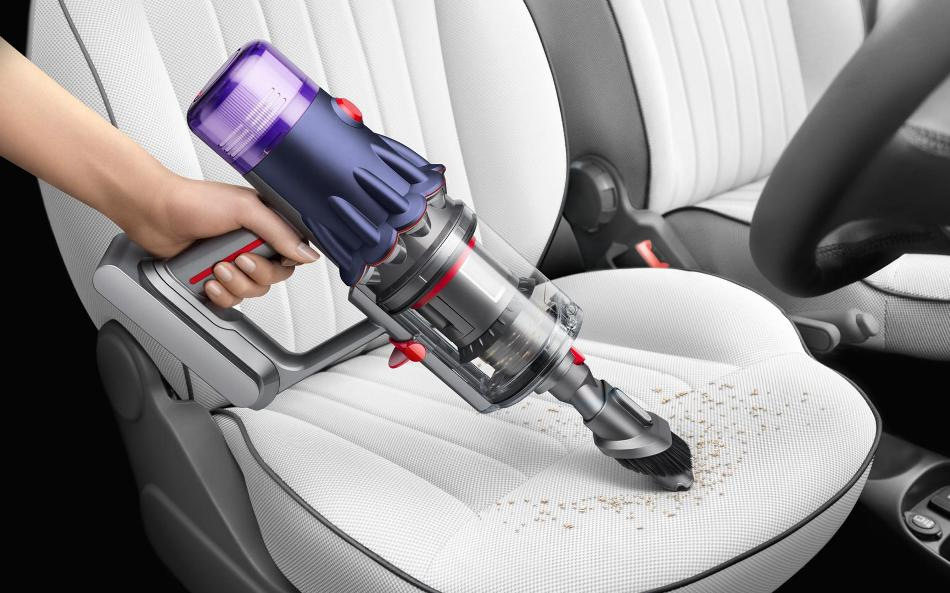 Zo kies je de ideale autostofzuiger: gids voor een schoon interieur