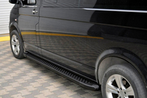 Volkswagen T5 Multivan 2003–2010 Zijsteps X5-type zwart (2 st., aluminium) Korte wielbasis foto 5
