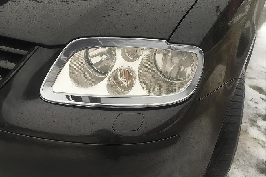 Volkswagen Caddy 2004–2010 RVS koplamp sierlijsten (set 2 stuks) Image