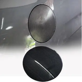Carbon cover voor tankklep foto 1