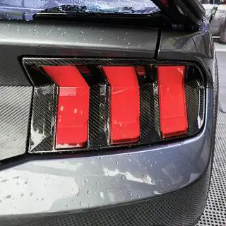 Carbon achterlichtcovers foto 3