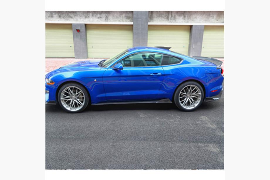 Ford Mustang 2015–2023 Sideskirts V3 (Carbon) Foto 3