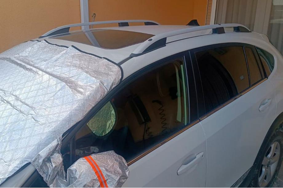 Subaru XV 2011–2017 Dakrails CROWN (mat grijs) Foto 1
