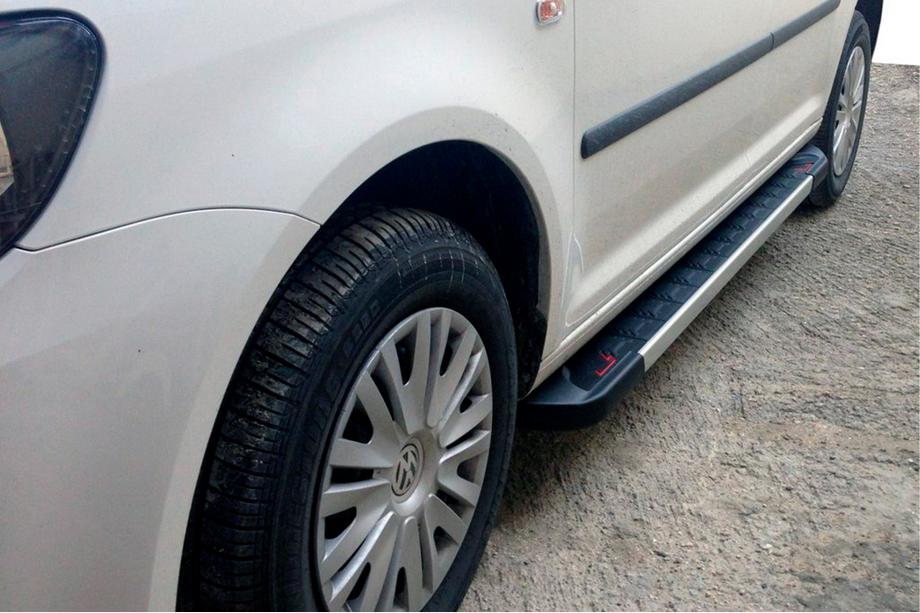Volkswagen Caddy 2004–2010 Zijtreden Red-style (2 stuks, aluminium) Standaard basis Image