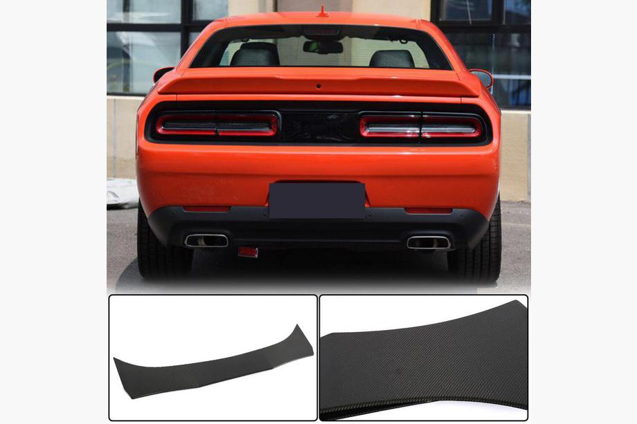 Dodge Challenger 2008–2023 Spoiler V1 (2015-2019, carbon) Image