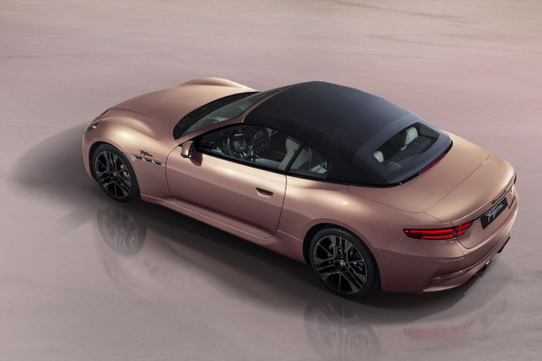 Maserati GranCabrio Trofeo 2024: Review van de tweede generatie Foto 4