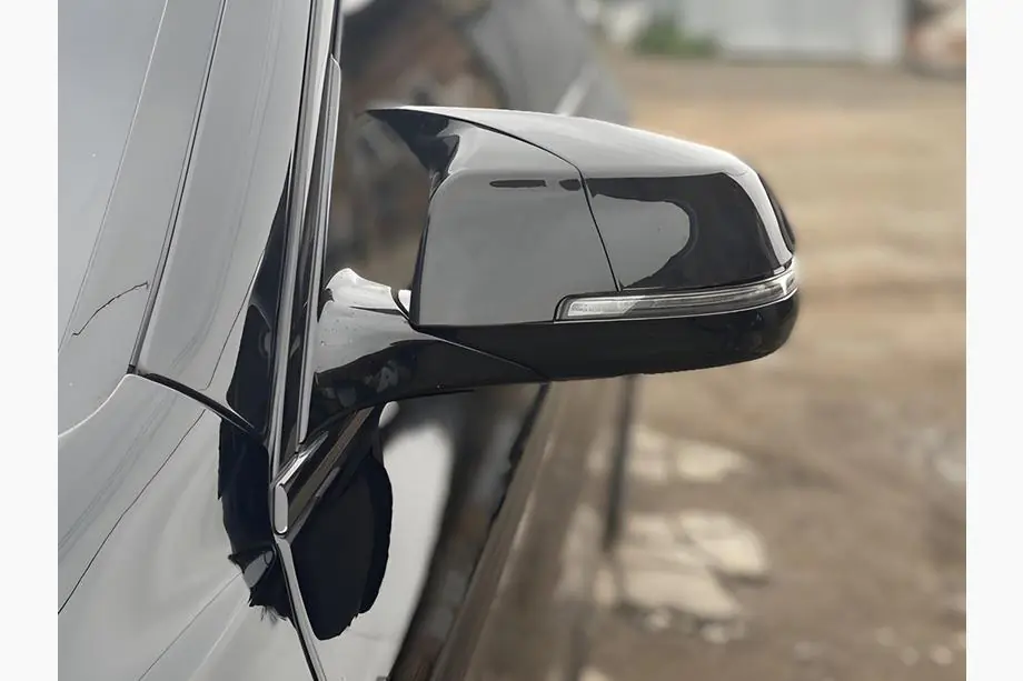 BMW 7 Serie F01/F02 2008–2015 Spiegelkappen 2012-2015 M-Look (met clips, 2 stuks) Image