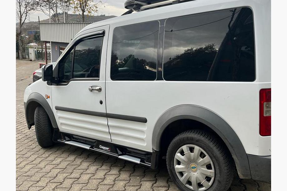 Ford Connect 2002–2006 Zijsteps Sorento-style (EuroCap) Image