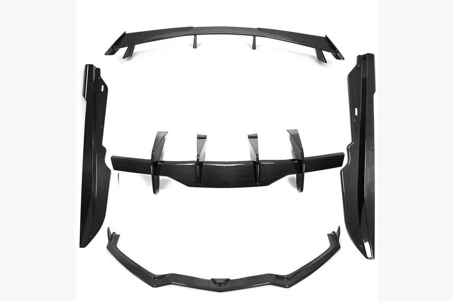 Chevrolet Corvette C8 2019– Bodykit set (2019-2022, carbon) Image