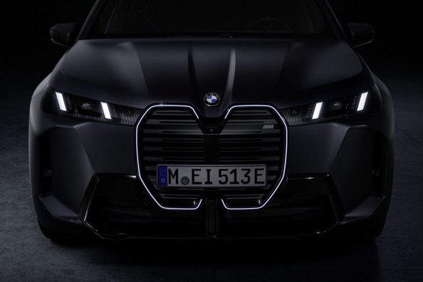 Review BMW iX M70: elektrische kracht in sportieve uitvoering