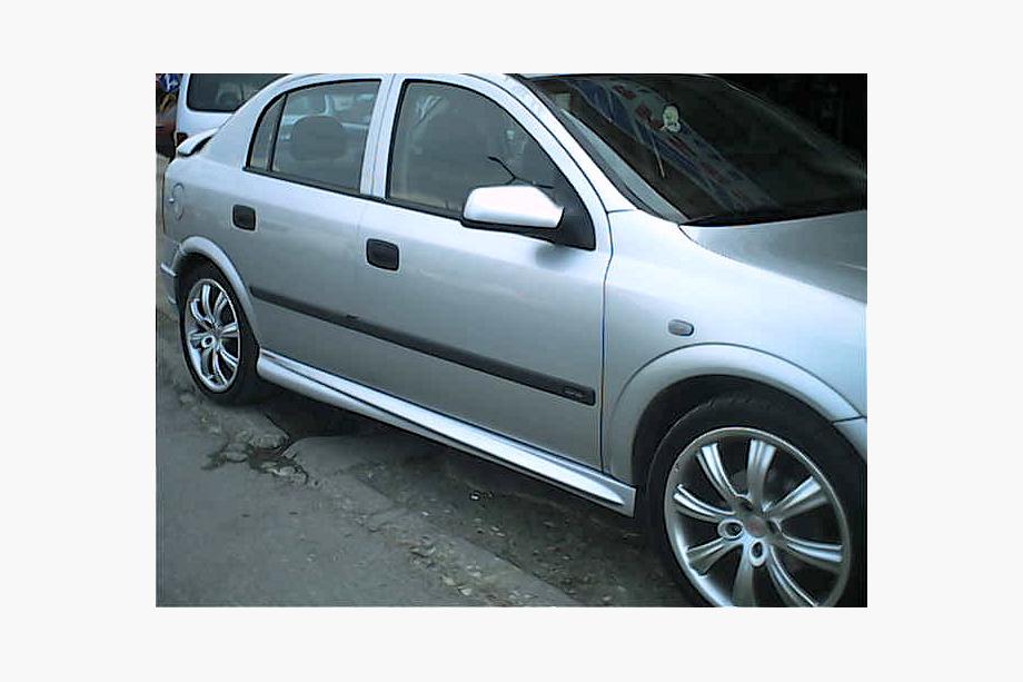 Opel Astra G Classic 1998–2012 Sideskirts HB (spuitklaar) Image