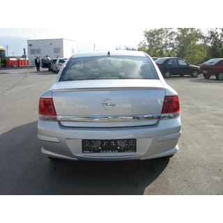 Achterste onderste diffuser Sedan (spuitklaar) Opel Astra H 2004–2013 foto 1