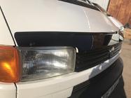Volkswagen T4 Caravelle/Multivan 1990–2003 Motorkapdeflector FLY (rechte koplampen) foto 6