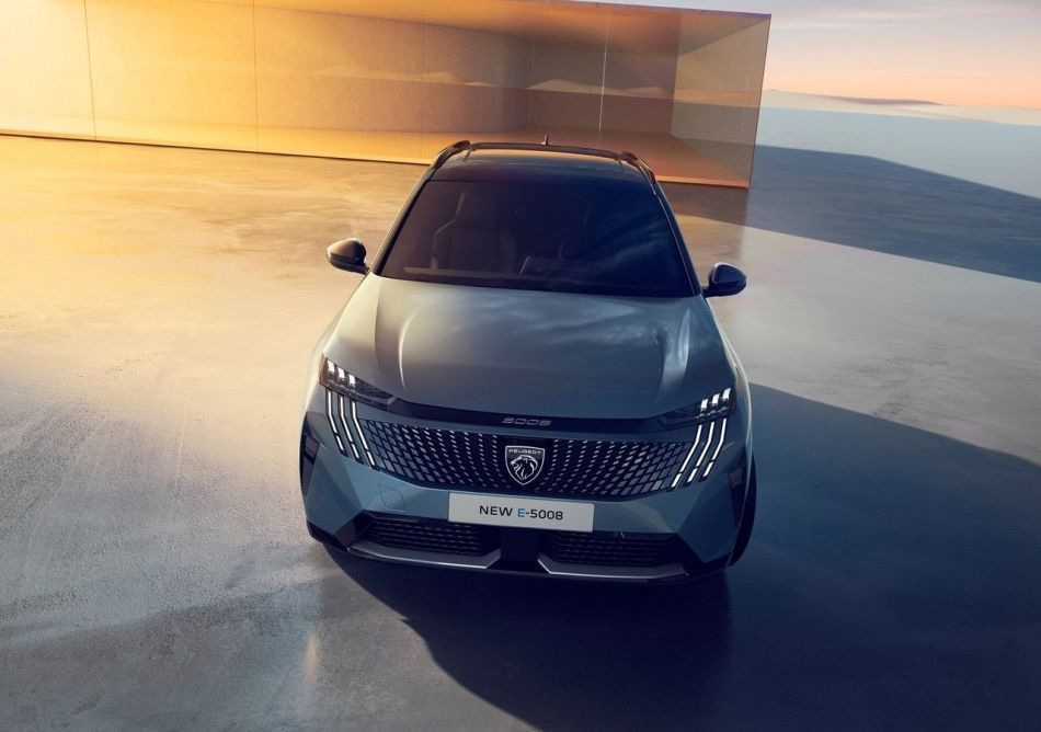 Peugeot e-5008 2024: review van de elektrische 7-zits SUV